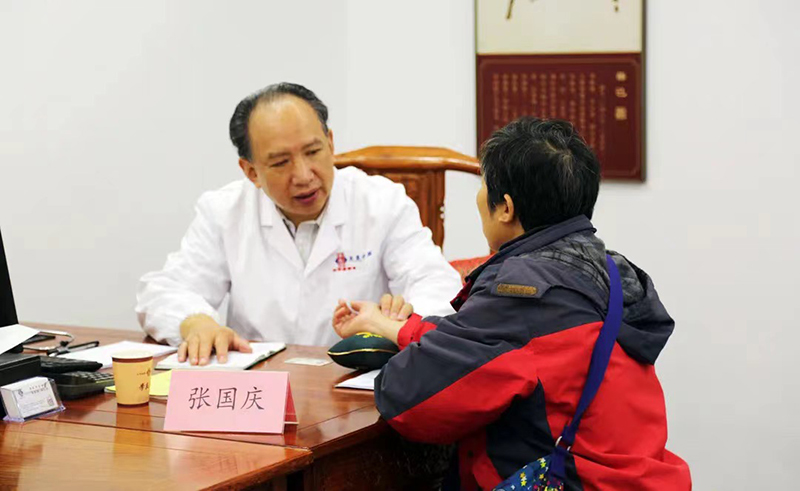 好消息！本周起，中醫(yī)專家張國(guó)慶、白學(xué)武、李蘇將在月光碼頭店坐診！(圖1)