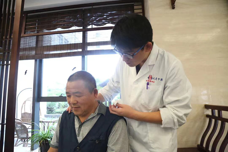 好消息！本周起，中醫(yī)專家張國(guó)慶、白學(xué)武、李蘇將在月光碼頭店坐診！(圖2)